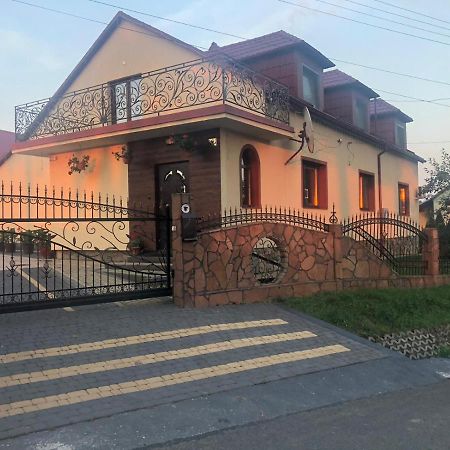 Apartamenty U Maksa Krzywcza Extérieur photo